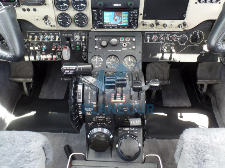 Beechcraft King Air C90B – Ano 1998 – 4.386 H.T.