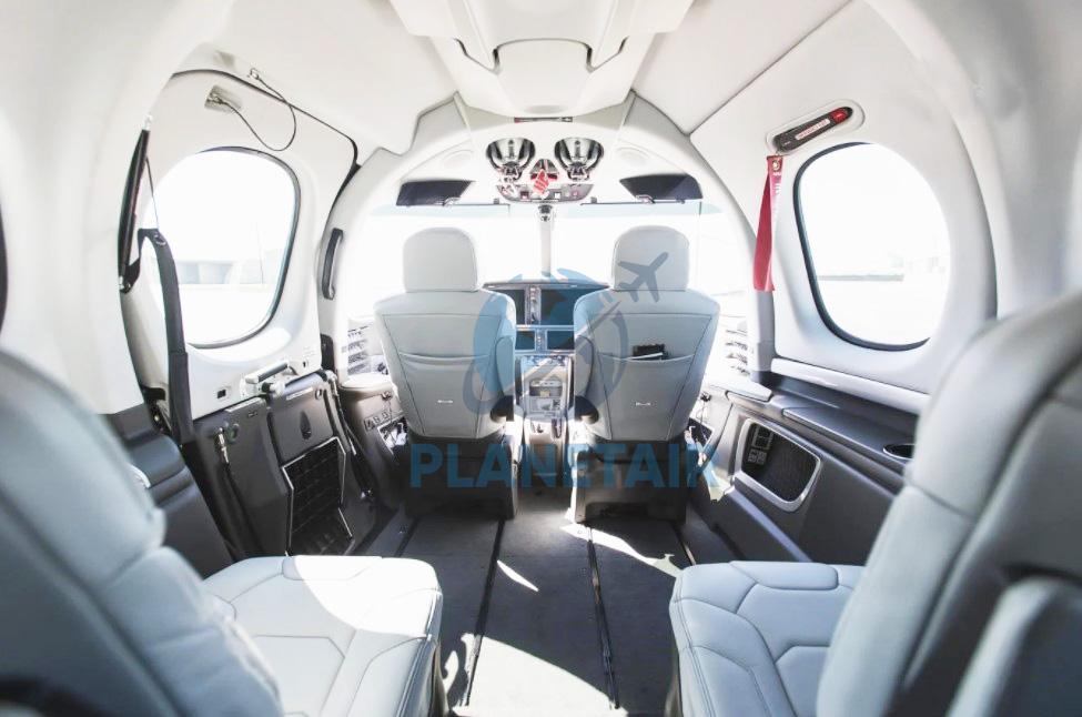 Cirrus Vision SF50 – Ano 2018 – 364 Horas Totais