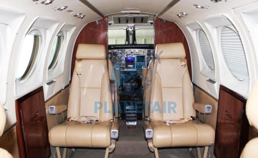 Beechcraft King Air C90 – Ano 1980 – 15.895 H.T.