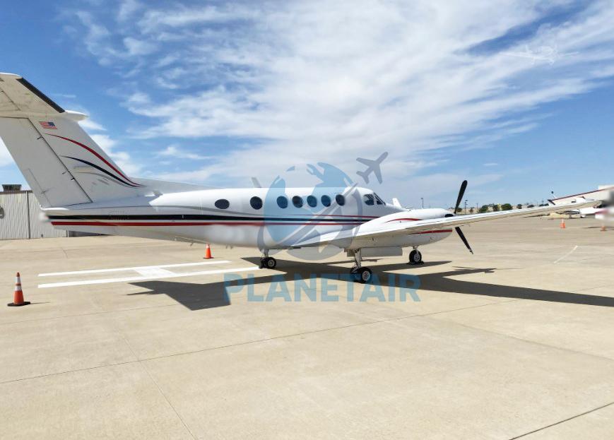 BEECHCRAFT KING AIR B200 – ANO 1986 – 8.395 H.T.