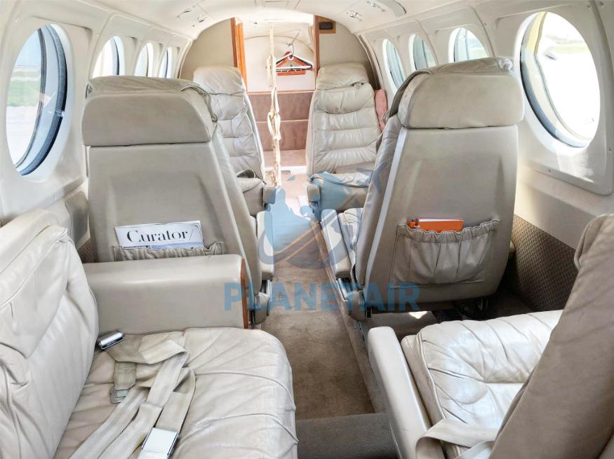 BEECHCRAFT KING AIR B200 – ANO 1986 – 8.395 H.T.