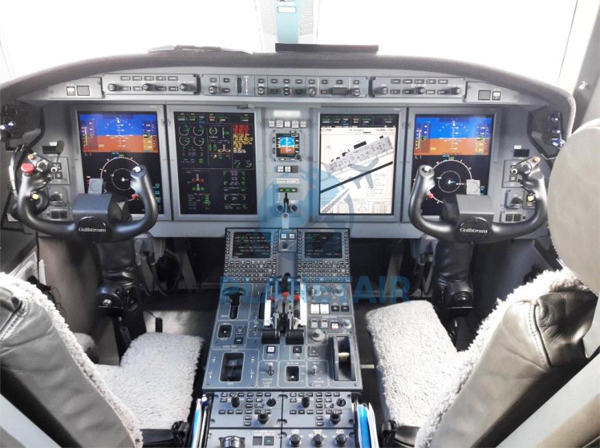 GULFSTREAM G150 – ANO 2011 – 3.498 H.T.