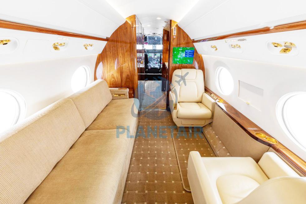 GULFSTREAM G550 – ANO 2011 – 3.547 H.T.