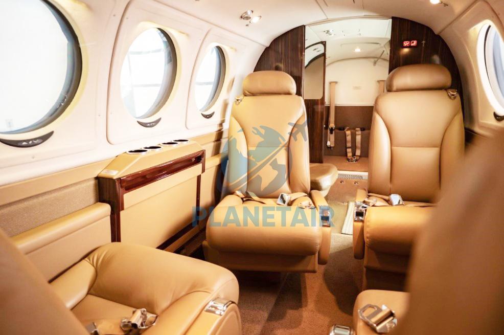 BEECHCRAFT KING AIR 250 – ANO 2019 –  596 H.T.