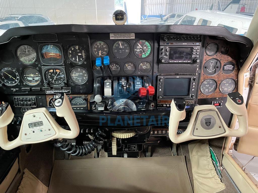 Beechcraft Baron 58 – Ano 1972 – 5.085 H.T.