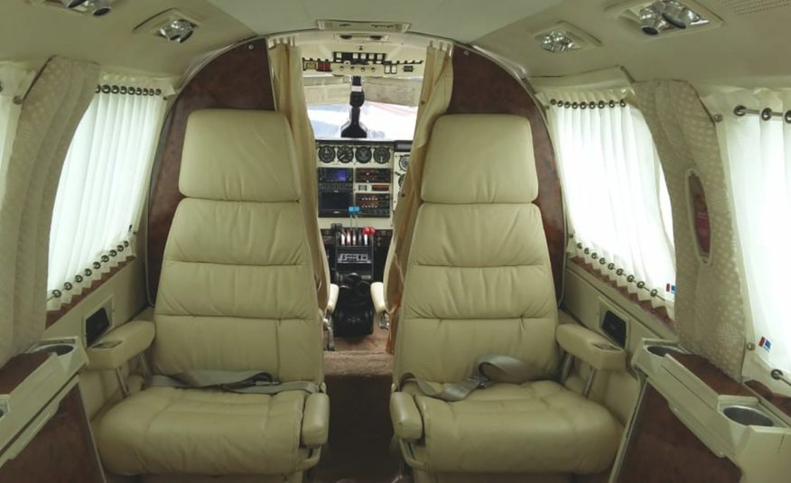 Avião Bimotor Piper Navajo PA-31-325 CR – Ano 1983 – 3524 ht