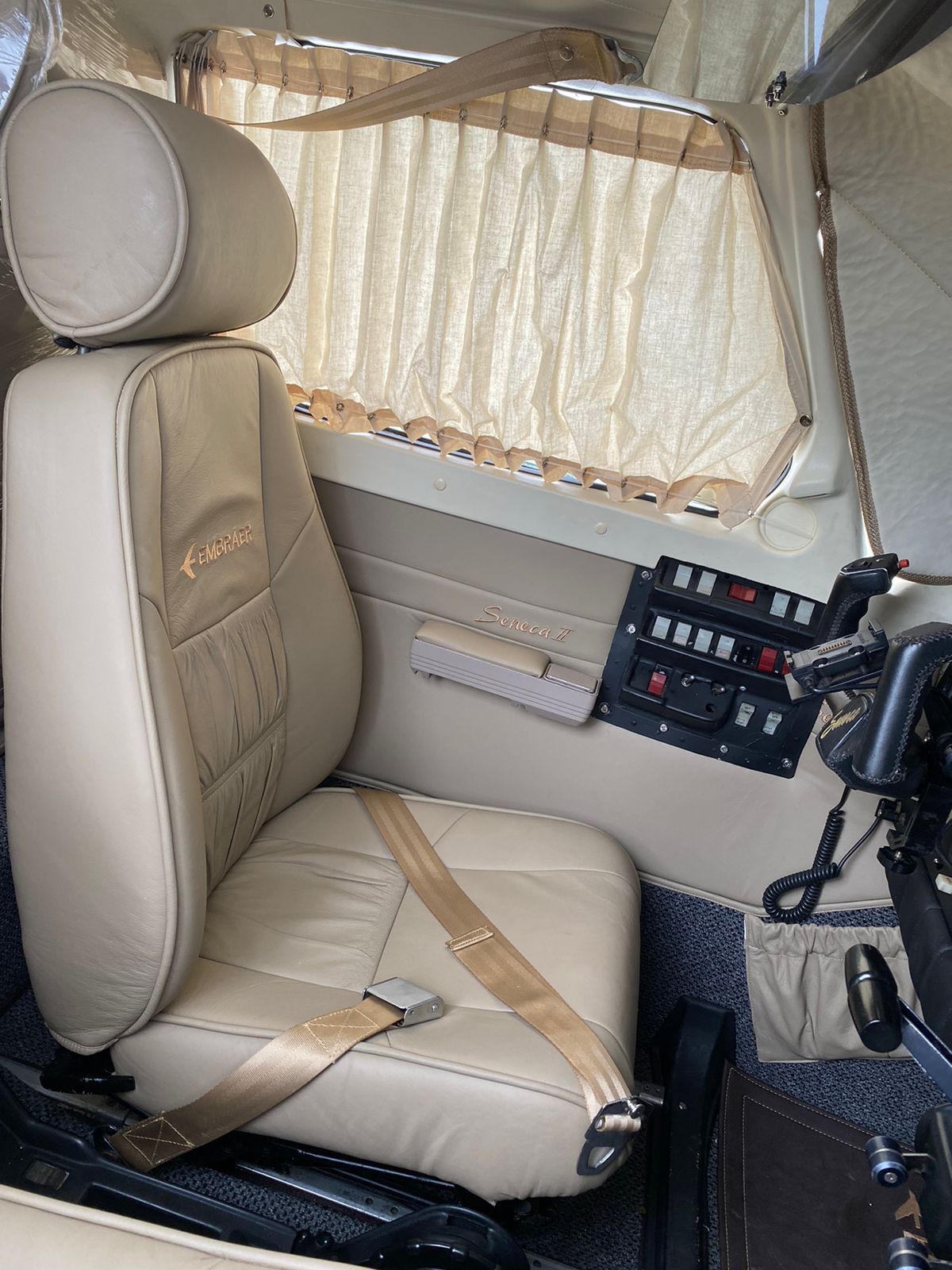 Avião Embraer Seneca II EMB-810C – Ano 1980 – 4.700 H.T.