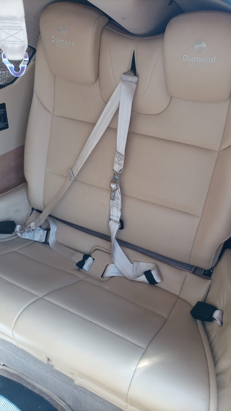 Avião Bimotor Diamond DA62 – Ano 2020 – 900 horas totais