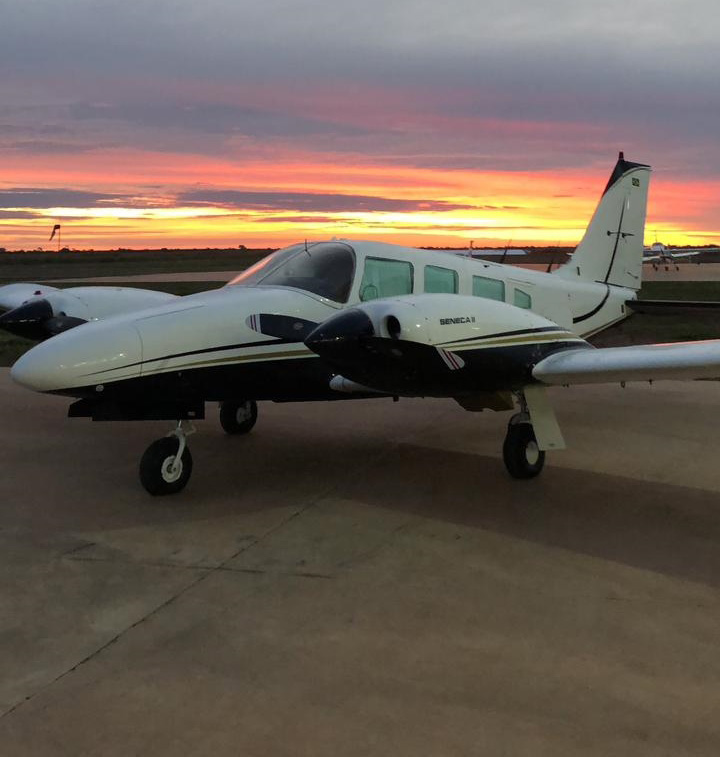 Avião Bimotor Piper Seneca II PA-34-200T – Ano 1978 – 12.063 H.T.