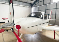 Avião Cirrus SR22 G2 – Ano 2007 – 2.046 horas totais