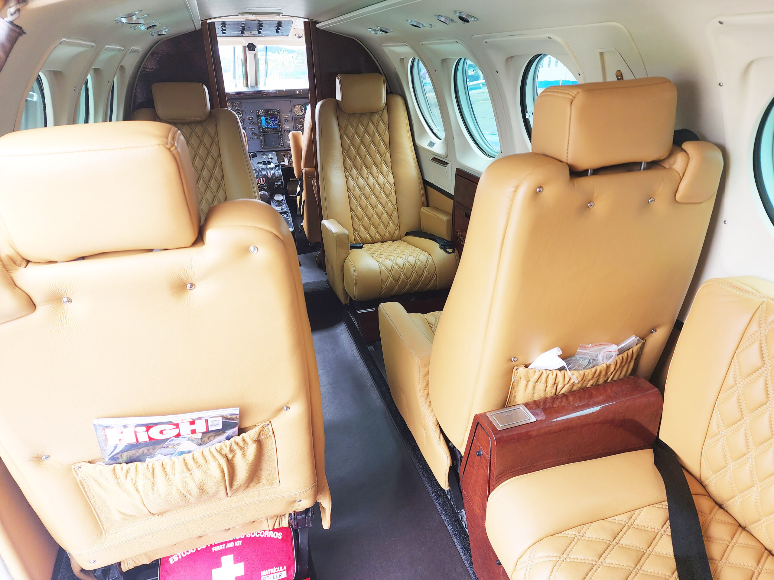 Beechcraft King Air C90A – Ano 1981 – 9.150 H.T.