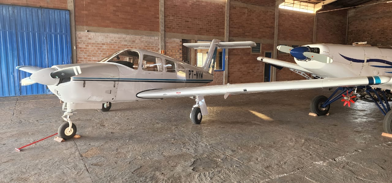 Embraer Corisco Aspirado – EMB-711T – Ano 1980 – 1.853 Horas Totais