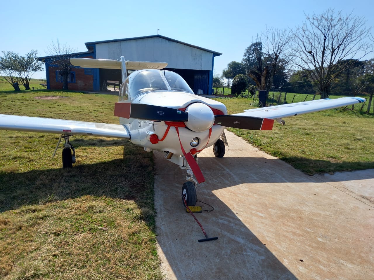Embraer Corisco Aspirado – EMB-711T – Ano 1980 – 1.853 Horas Totais