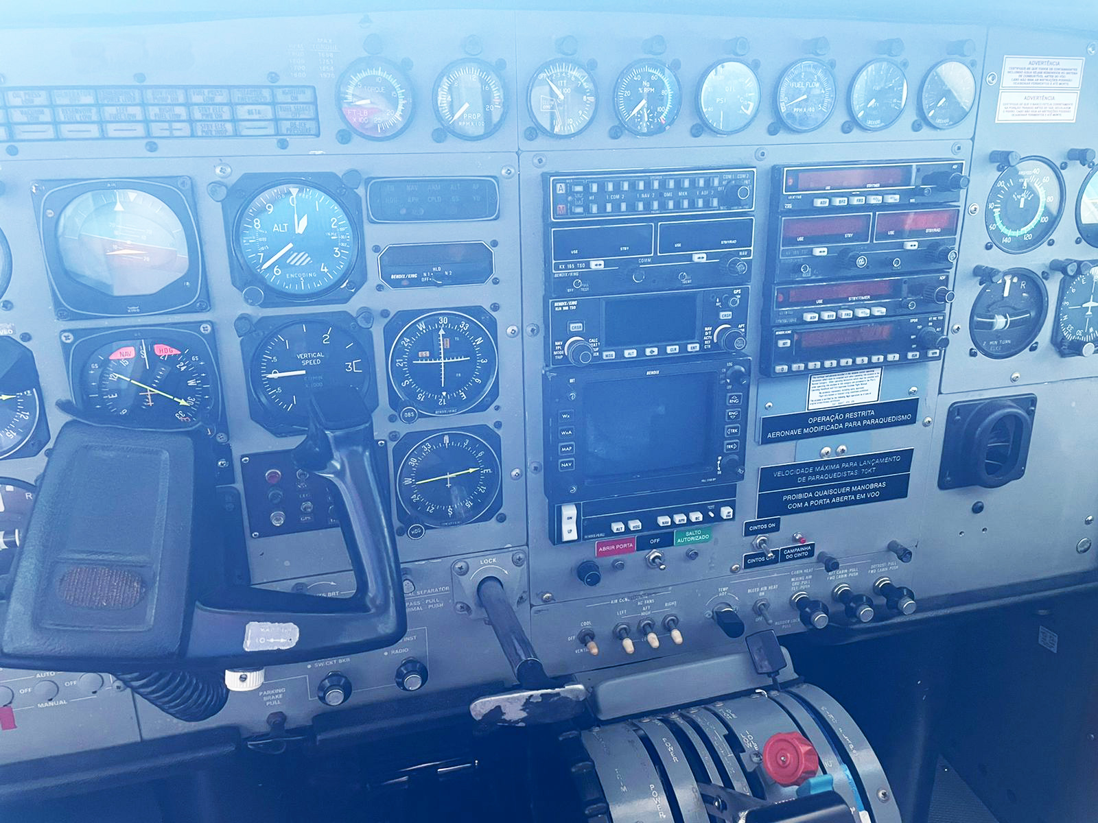 Cessna Caravan 208 – Ano 1990 – 13.000 Horas Totais