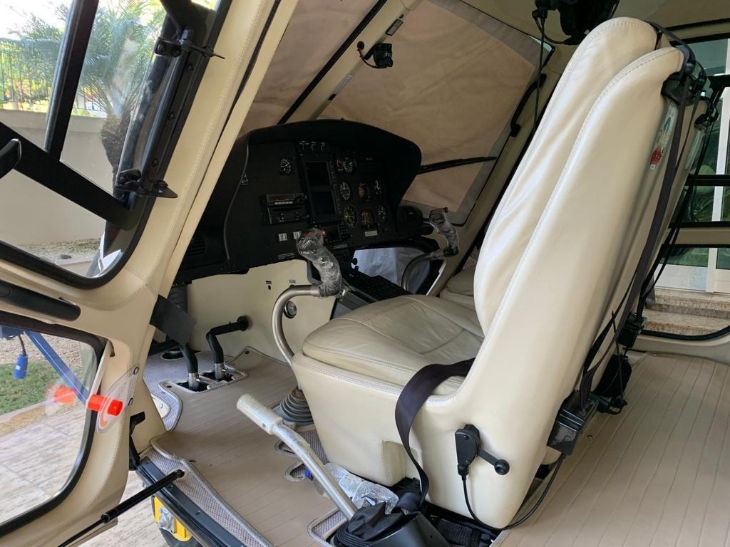 Helicóptero Helibras AS350B2 Esquilo – Ano 2008 – 1.068 H.T.