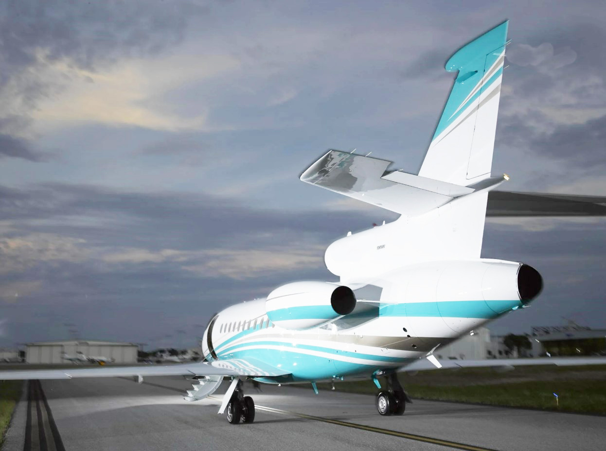 Avião Dassault Falcon 900B – Ano 1987 – 11.500 horas