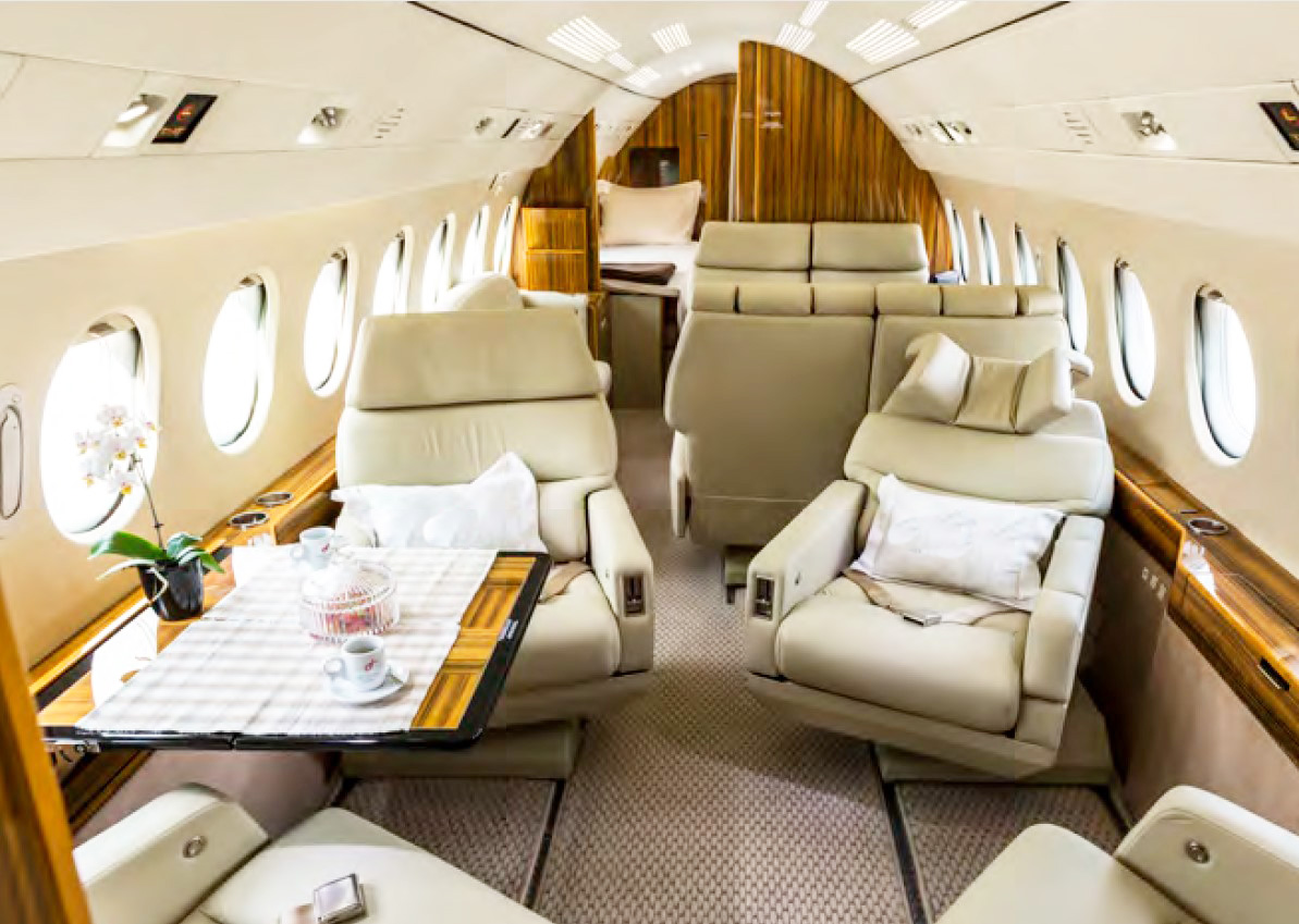 Avião Dassault Falcon 900B – Ano 1987 – 11.500 horas