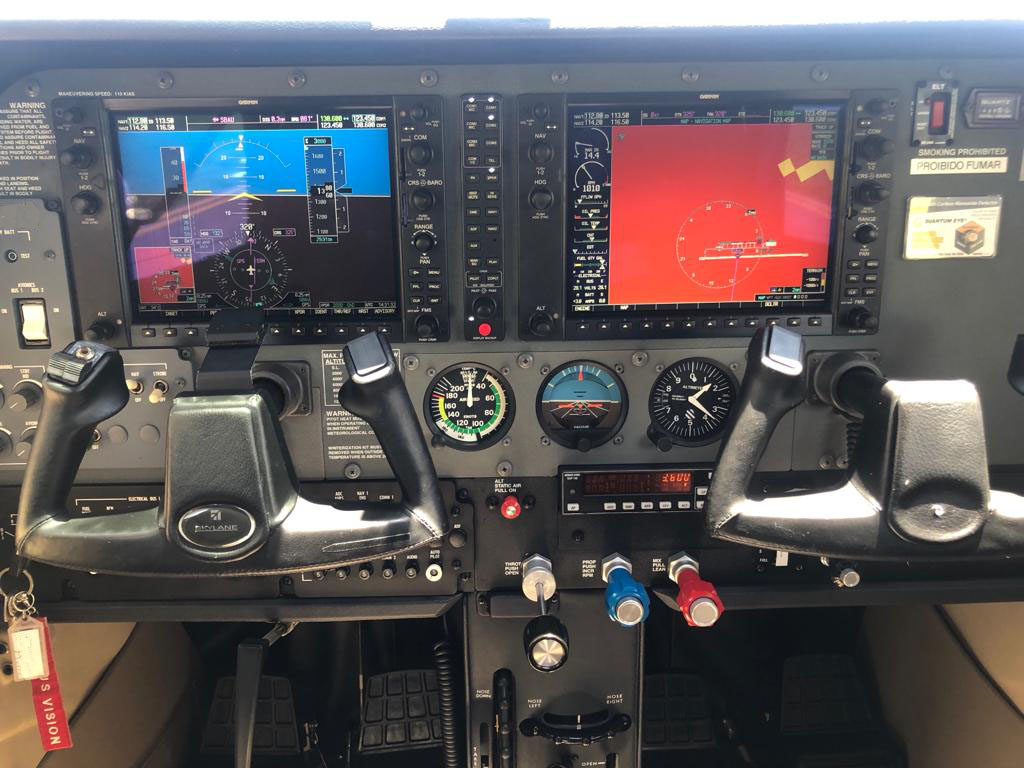 Avião Cessna 182 – Ano 2005 – 2.225 H.T.