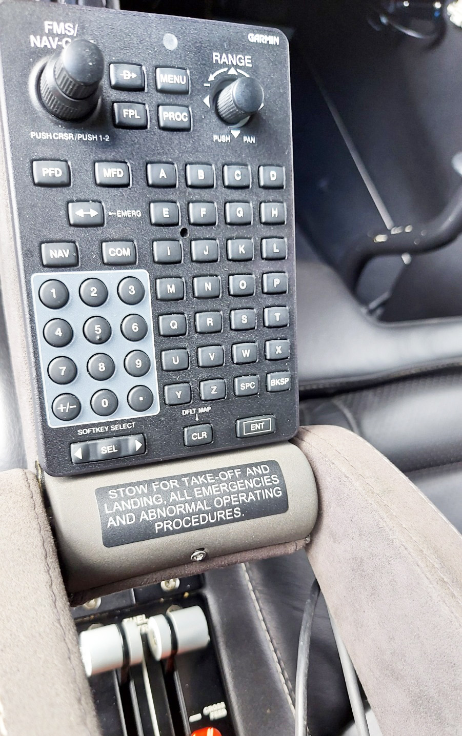 Cota – Avião Bimotor Diamond DA62 – Ano 2018 – 1.300 horas totais