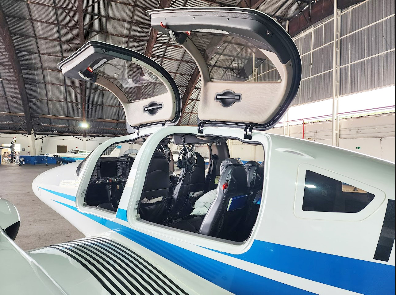 Cota – Avião Bimotor Diamond DA62 – Ano 2018 – 1.300 horas totais