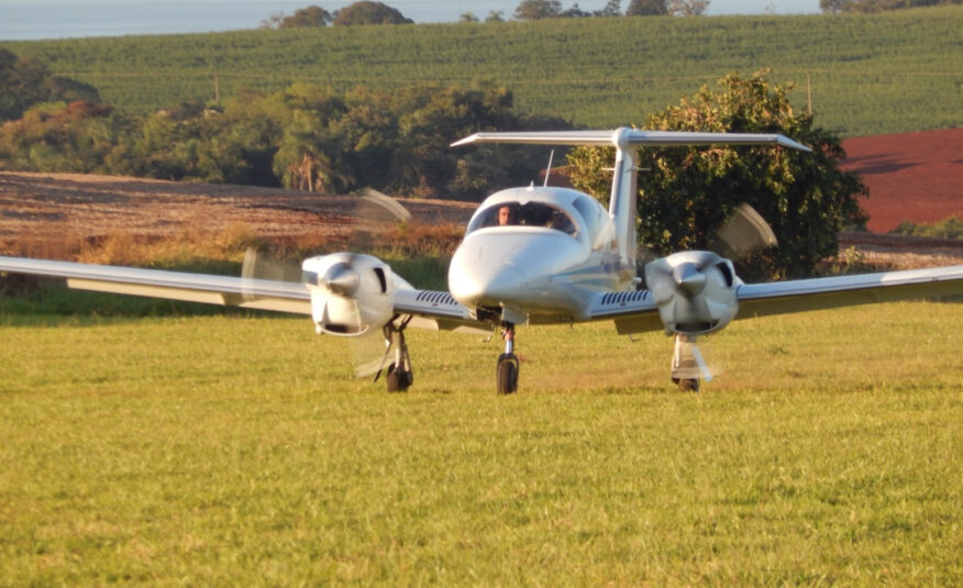 Cota – Avião Bimotor Diamond DA62 – Ano 2018 – 1.300 horas totais