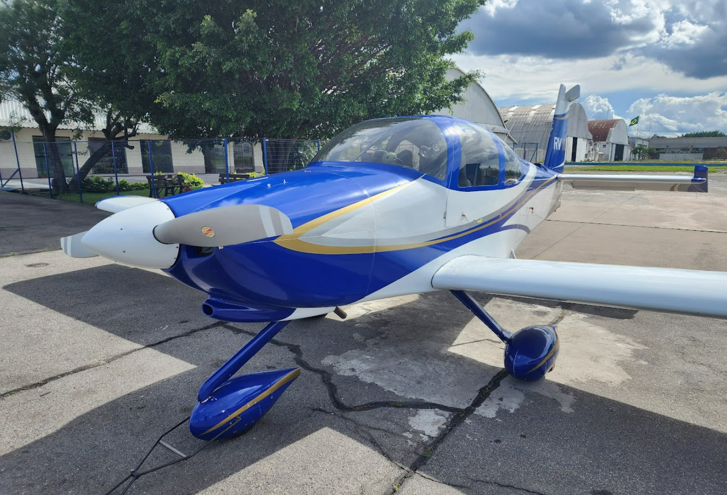 Avião RV10 - Ano 2010 - 520 horas totais - Planetair