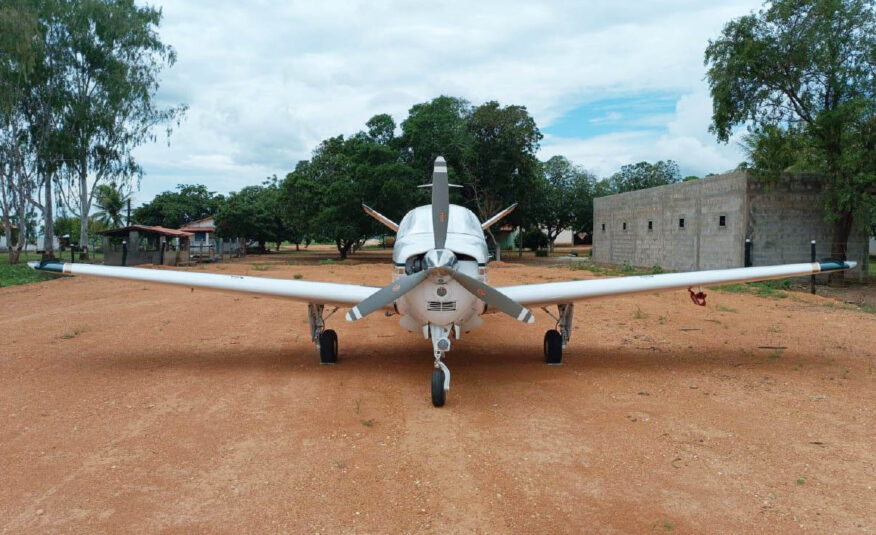 Avião Beechcraft Bonanza V35B – Ano 1975 – 6.000 Horas