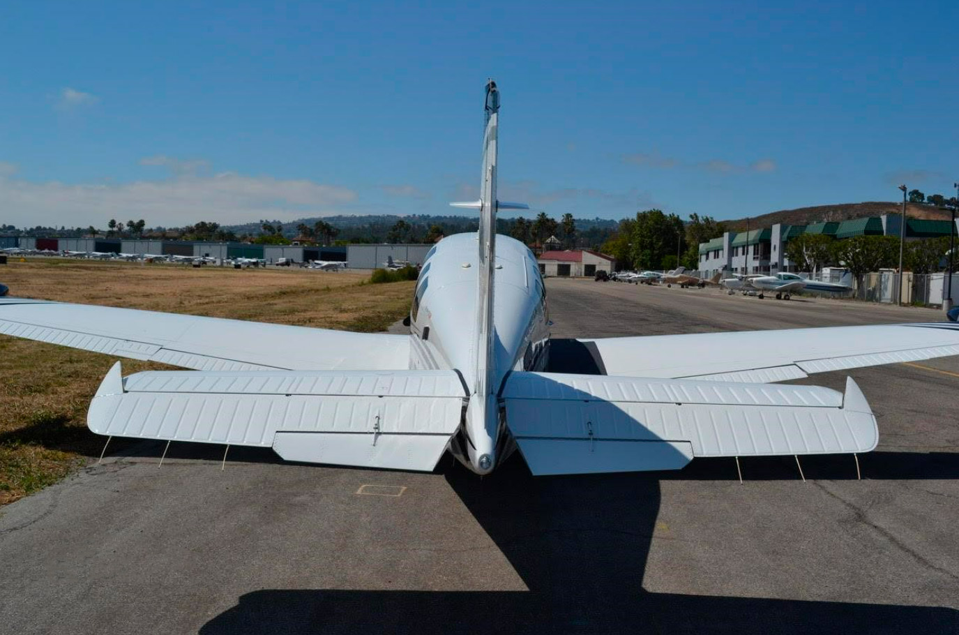 Avião Beechcraft Bonanza G36 – Ano 2015 – 844 H.T.