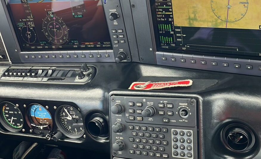 Cirrus Aircraft SR22 – Ano 2011 – 2.000 horas totais