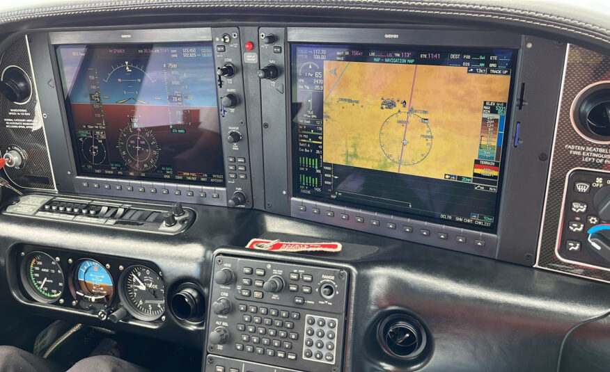 Cirrus Aircraft SR22 – Ano 2011 – 2.000 horas totais