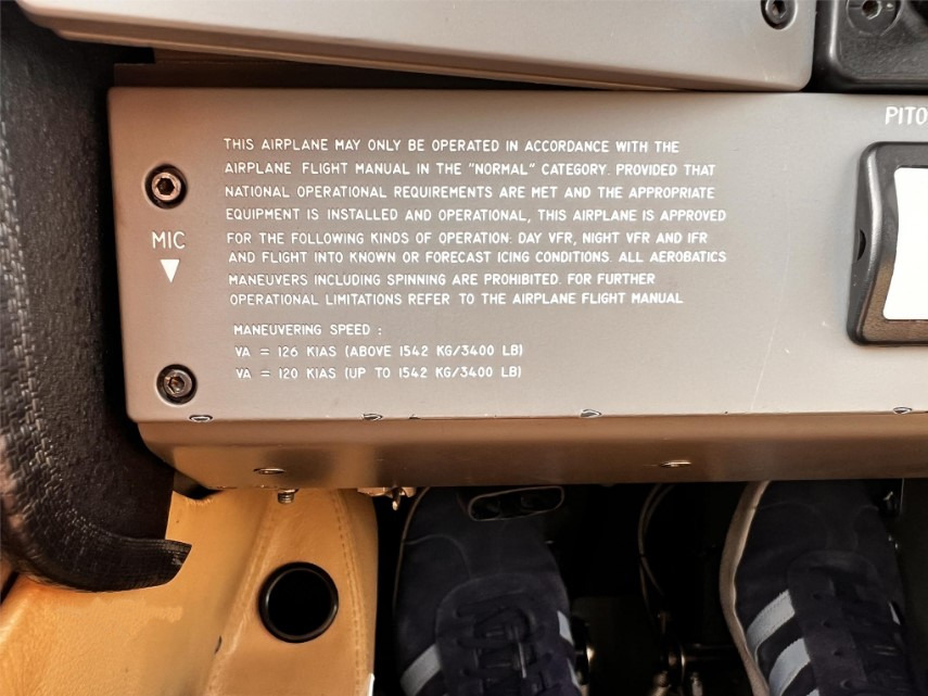 Avião Bimotor Pistão DIAMOND DA42 TDI – 2008 – 1.500 H.T.
