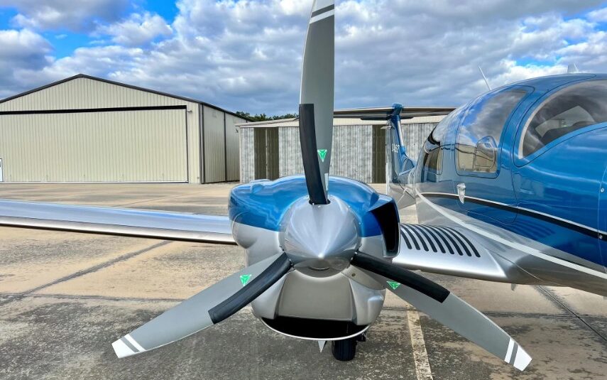 Avião Bimotor Diamond DA62 – Ano 2018 – 820 H.T.