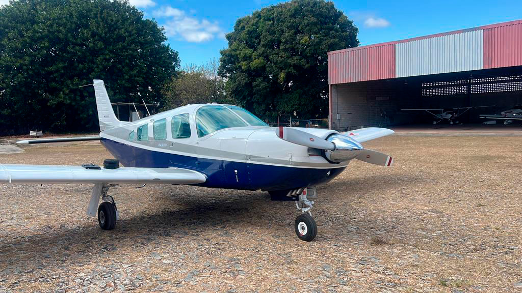 Avião Monomotor – Embraer Sertanejo EMB-721C – Ano 1979 – 3.089 H.T.