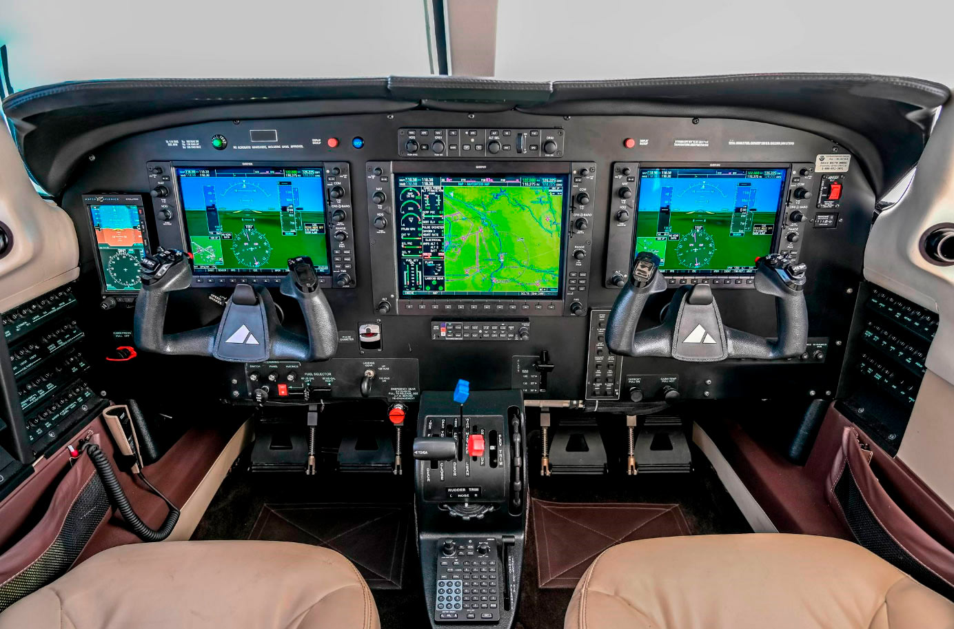 Avião Monomotor PIPER M350 – Ano 2017 – 510 H.T.