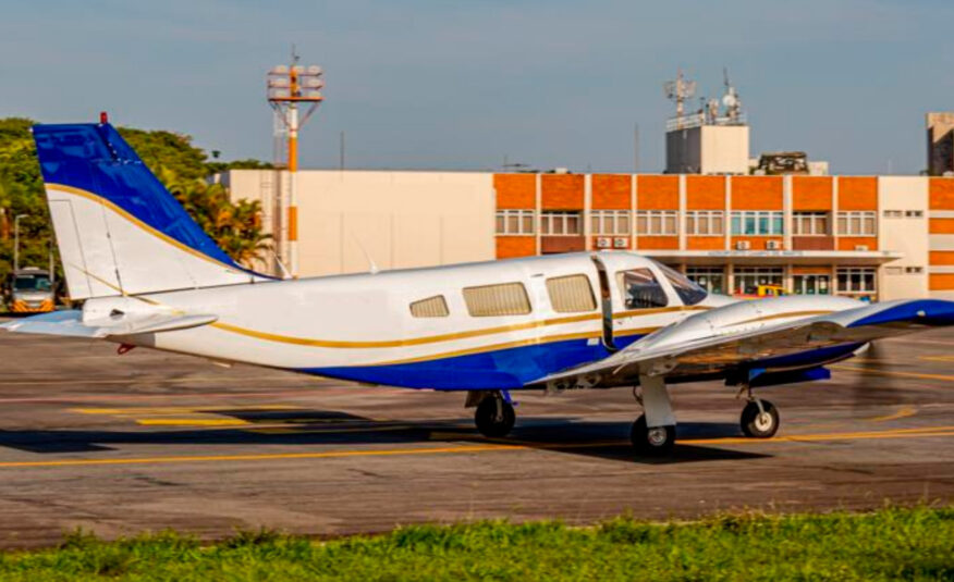 Avião Bimotor Piper Seneca II PA-34-200T – Ano 1979 – 2.309 H.T.