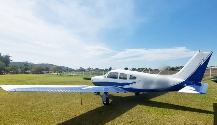 Avião Piper Arrow PA-28R-201 – Ano 1989 – 12.670 Horas Totais