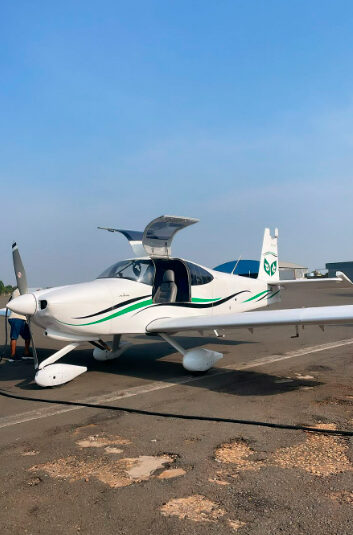 Avião Monomotor Flyer RV-10 – Ano 2011 – 1.600 H.T.