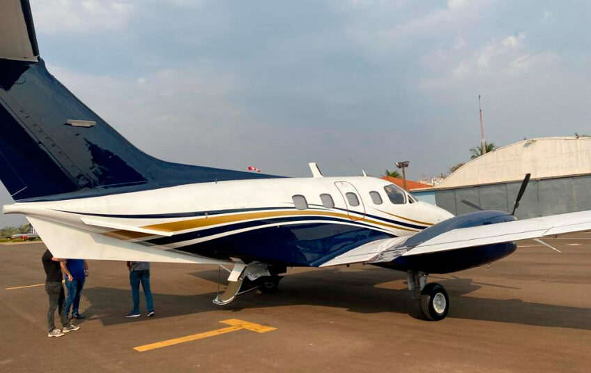 Avião Embraer Xingu II EMB-121A – Ano 1982 – 7.250 H.T.