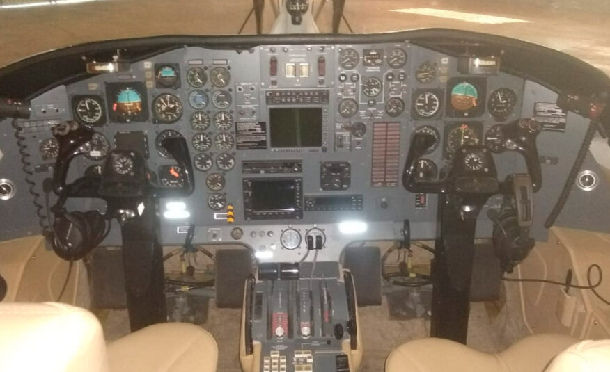 Avião Embraer Xingu II EMB-121A – Ano 1982 – 7.250 H.T.