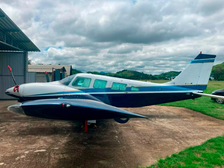 Avião Embraer Seneca II EMB-810C – Ano 1980 – 4.771 H.T.