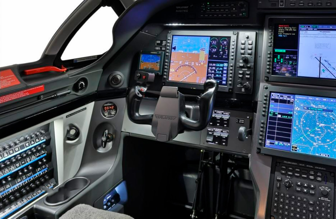 Avião Pilatus PC-12/47 – Ano 2014 – 2.594 H.T.