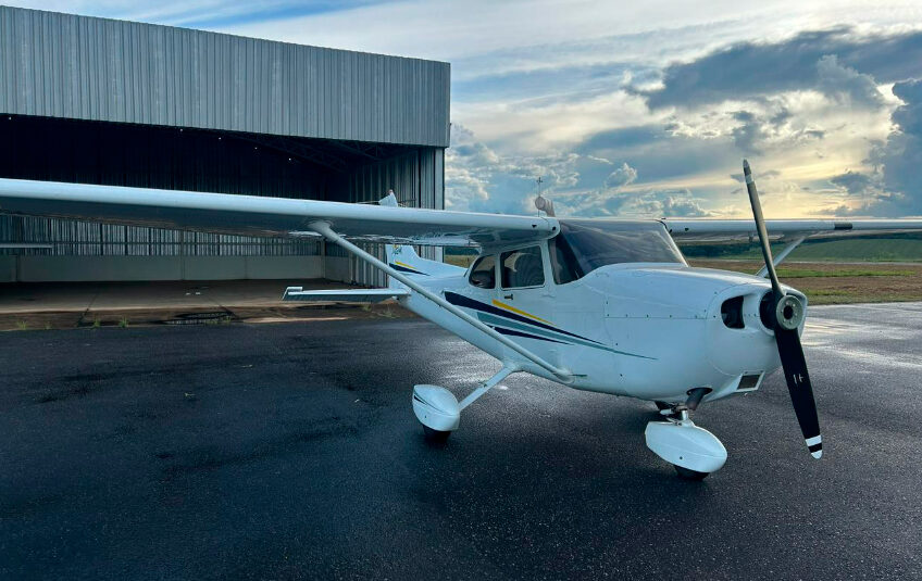 Avião Cessna 172 SP Skyhawk- Ano 2001 – 658 H.T.