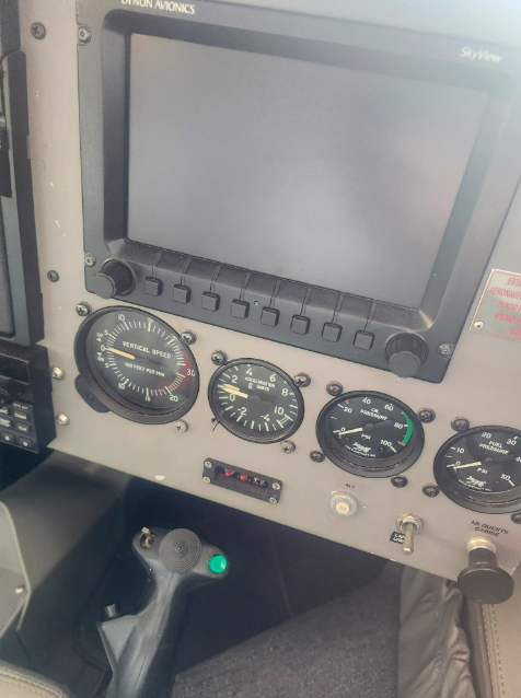 Avião Monomotor Flyer RV-7A – Ano 2010 – 1.050 H.T.