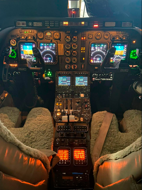 Beechcraft Hawker 400A – Ano 1993 – 8.107 H.T.