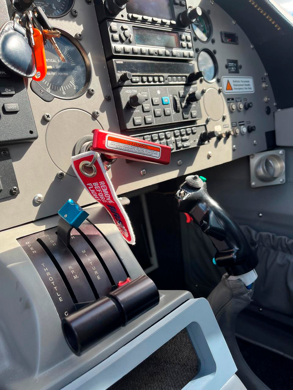 Avião Flyer RV-10 – Ano 2013 – 1.180 H.T.