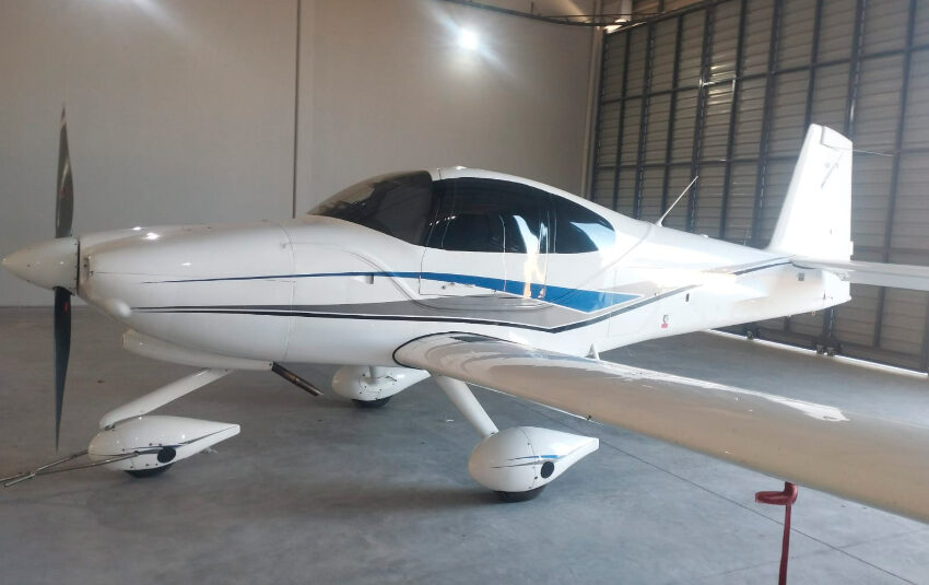 Avião Flyer RV-10 – Ano 2013 – 1.180 H.T.