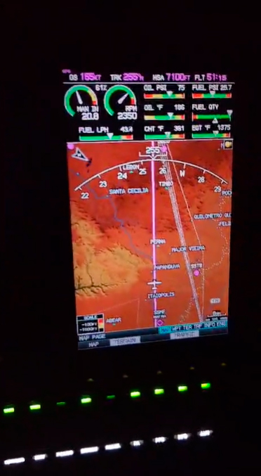 Avião Flyer RV-10 – Ano 2013 – 1.180 H.T.