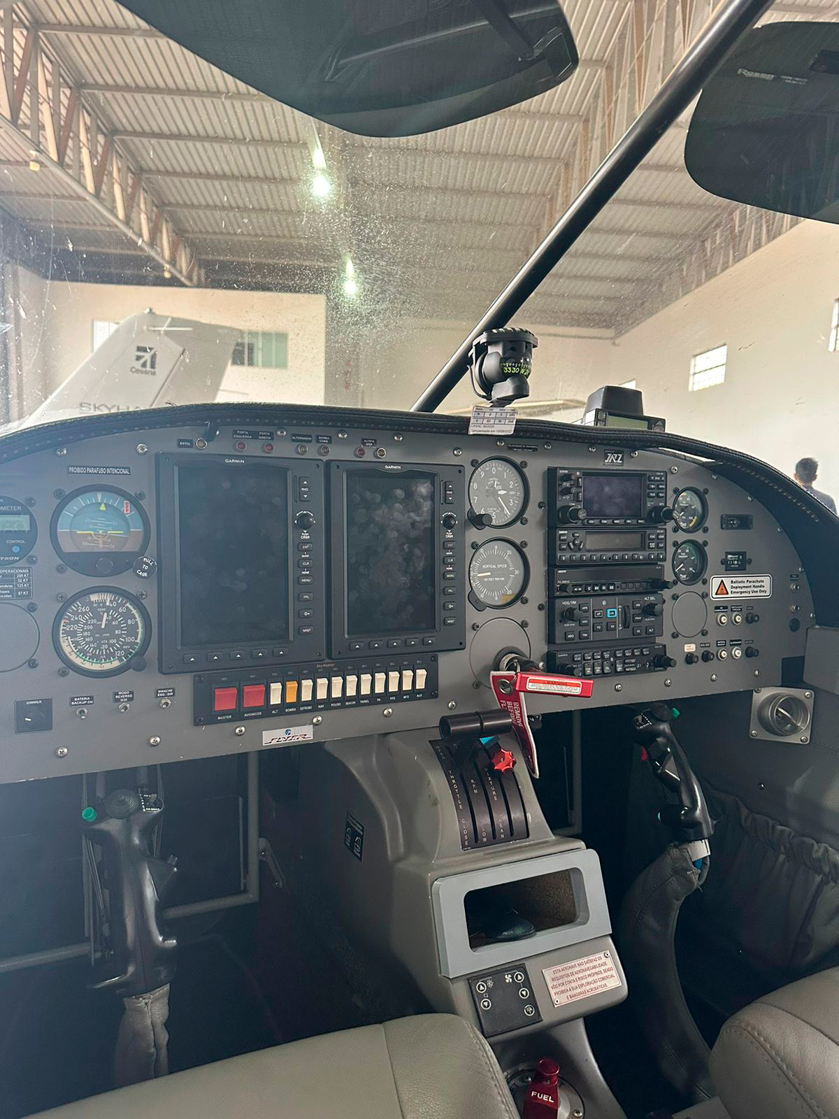 Avião Flyer RV-10 – Ano 2013 – 1.180 H.T.