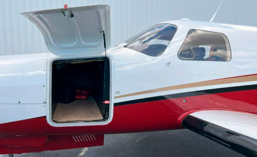 Piper Malibu Mirage PA-46-350P – Ano 1985 – 4.096 H.T.