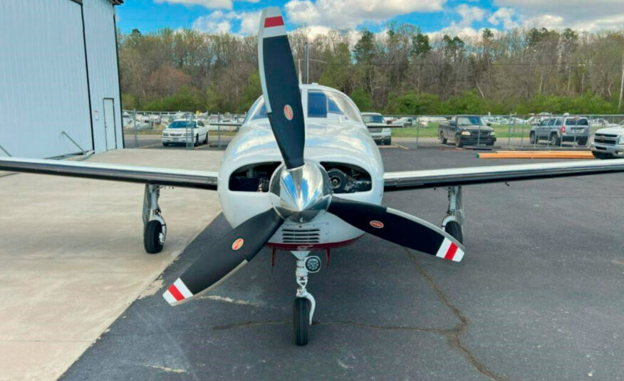 Piper Malibu Mirage PA-46-350P – Ano 1985 – 4.096 H.T.